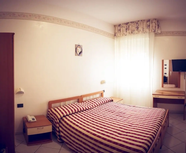 Economy Quadruple room