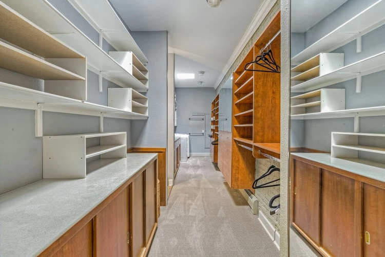 Union Station Loft Downtown Sleeps 10