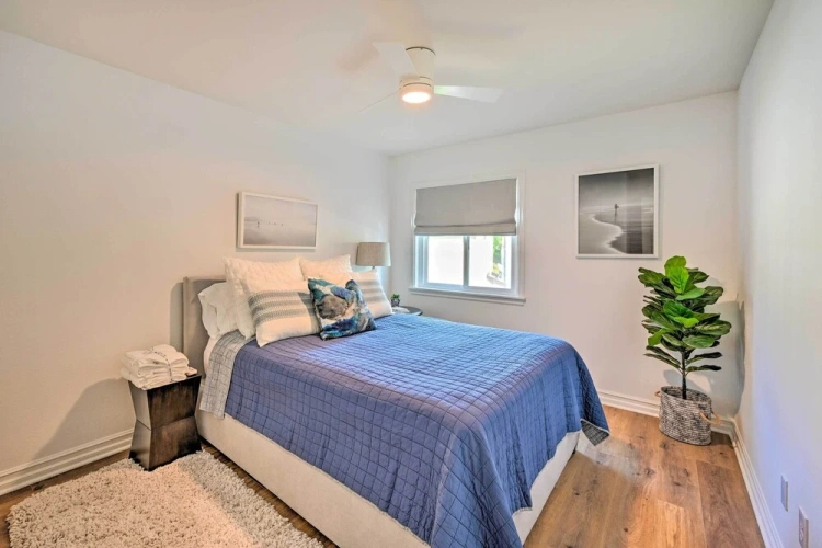 4 Bedrooms Cottage