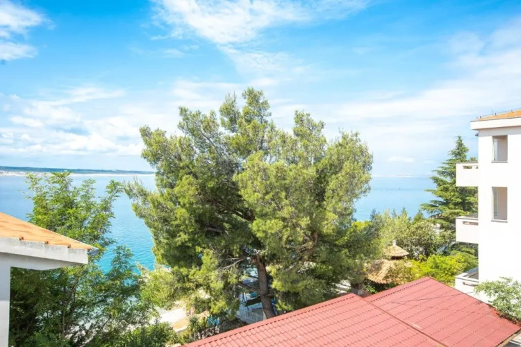 Standard Triple room with balcony and with view