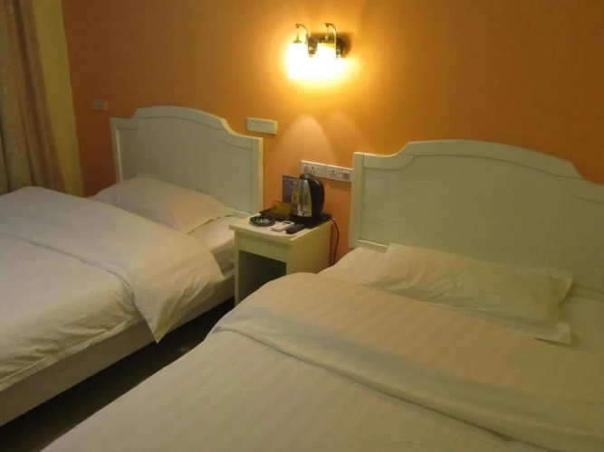 Yangshuo Romantic Hostel