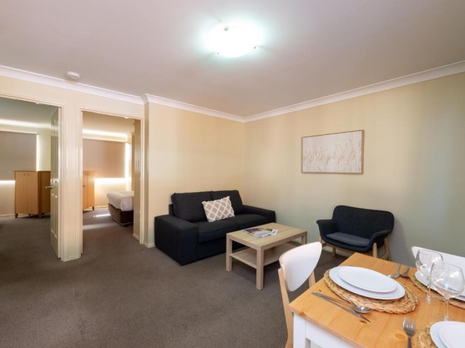 2 Bedrooms Quadruple Apartment