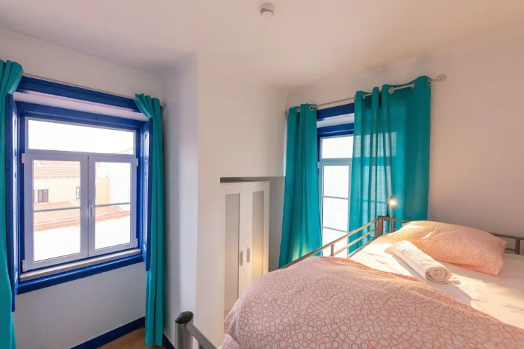 Help Yourself Hostels Parede