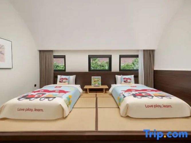 2 Bedrooms Villa