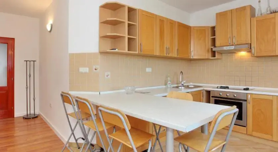 Apartments Maivjo