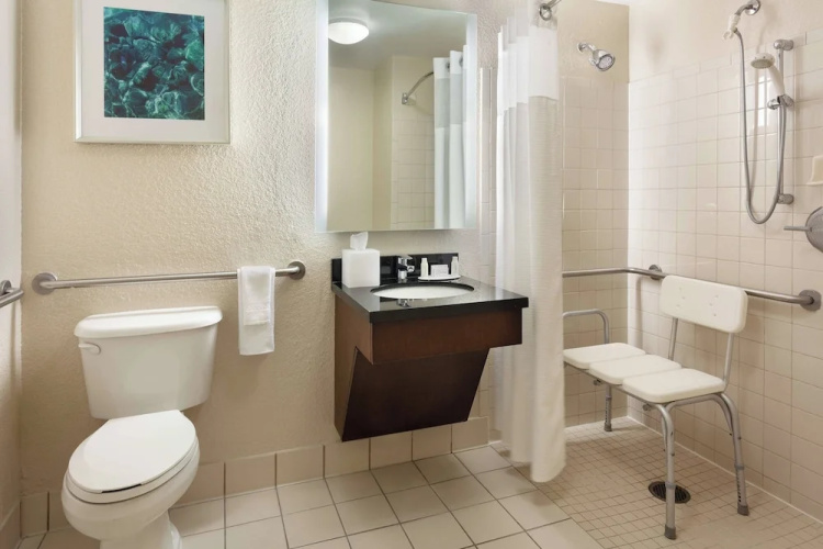 Fairfield Inn & Suites Lake Buena Vista in Marriott Village photo 11