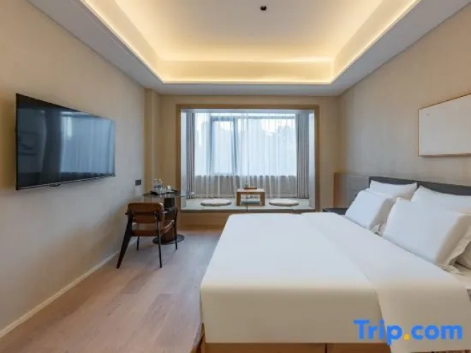Standard Double room with river view