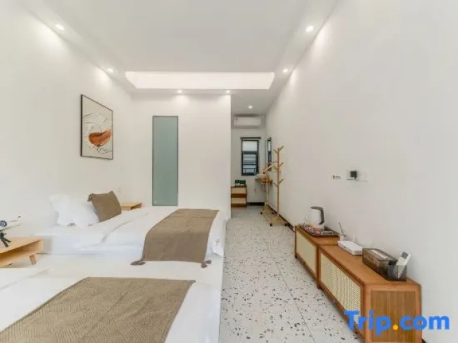 Premier room