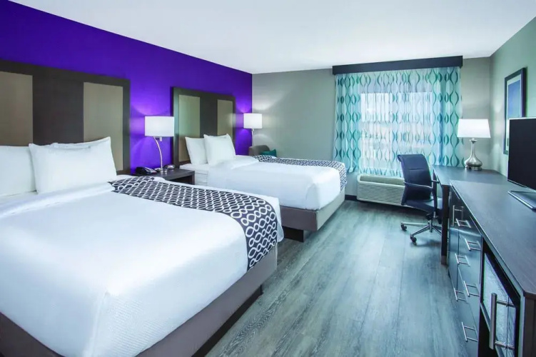 Lexington Inn & Suites - Effingham