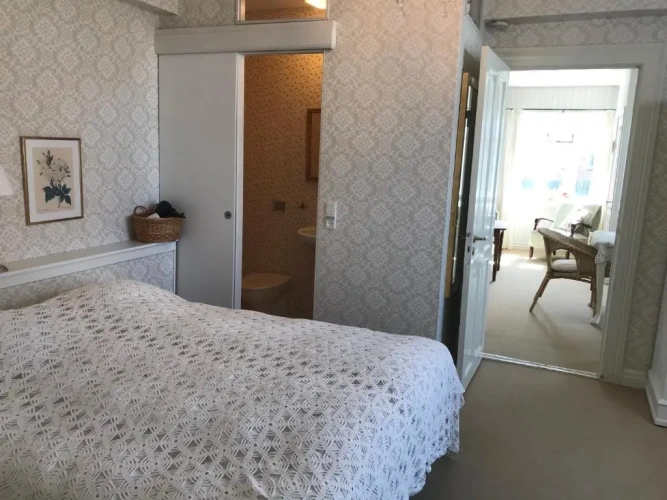1 Bedroom Apartment with view