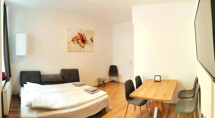 Bacher Apartment