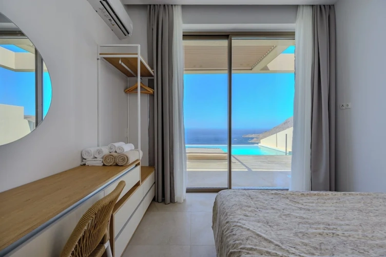 1 Bedroom Villa with balcony and with sea view