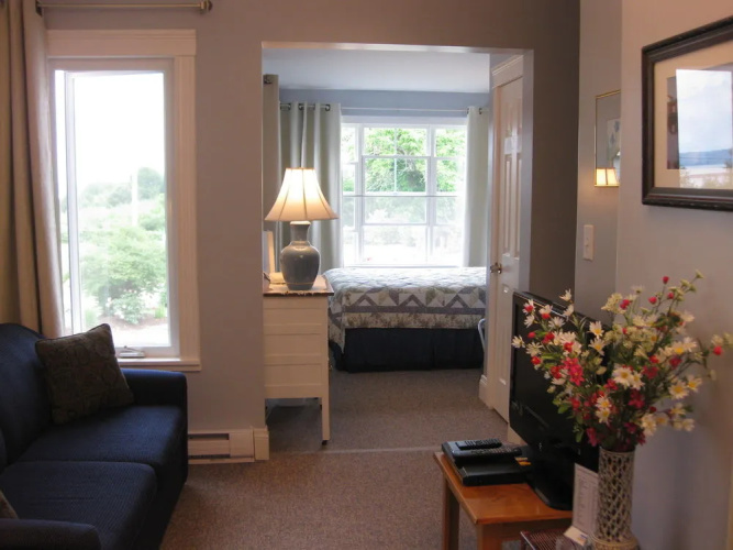 The Harbourview Inn