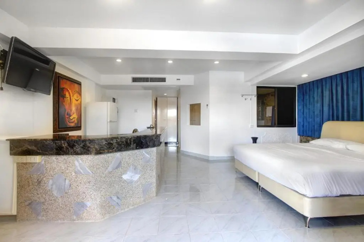 Bougainvillea Terrace House