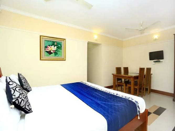Krishna Regency by OYO Rooms