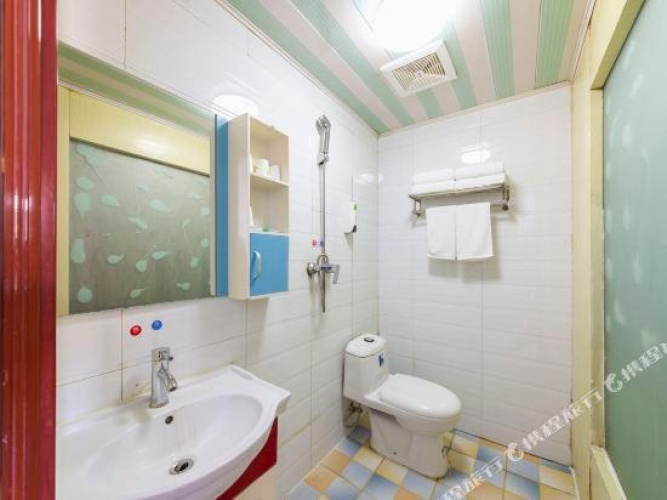 Economy Twin room