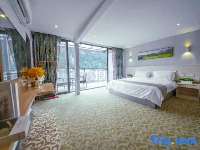 Deluxe Double room with balcony