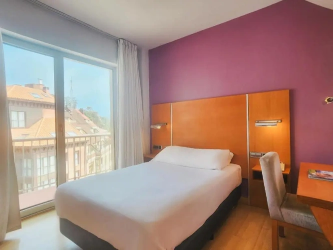 Superior Single room with city view