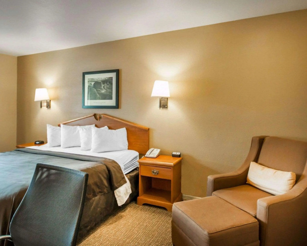 Quality Inn Airport