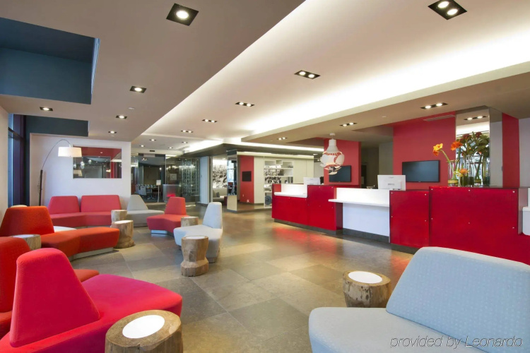 Novotel Montreal Centre