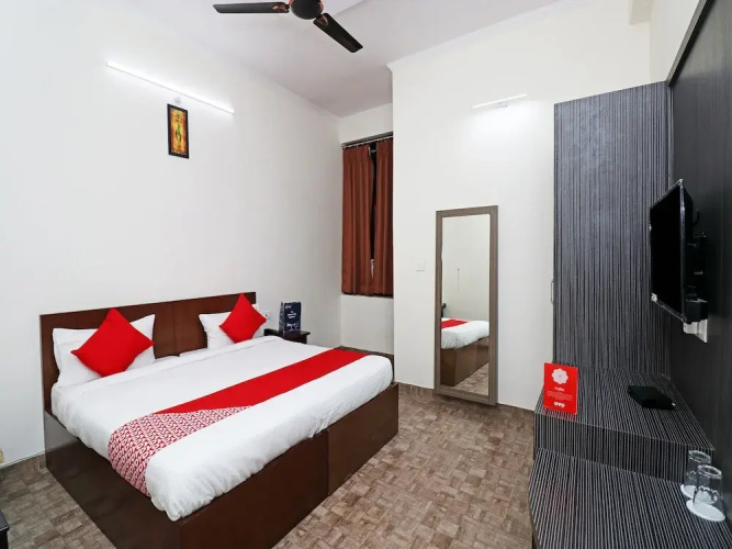 Oyo 26611 Anand Mangal Hotel
