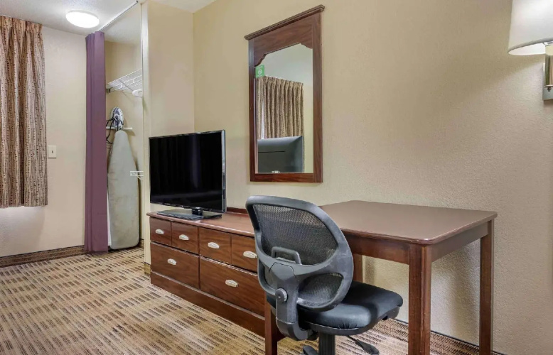 Extended Stay America Select Suites Chicago O'Hare