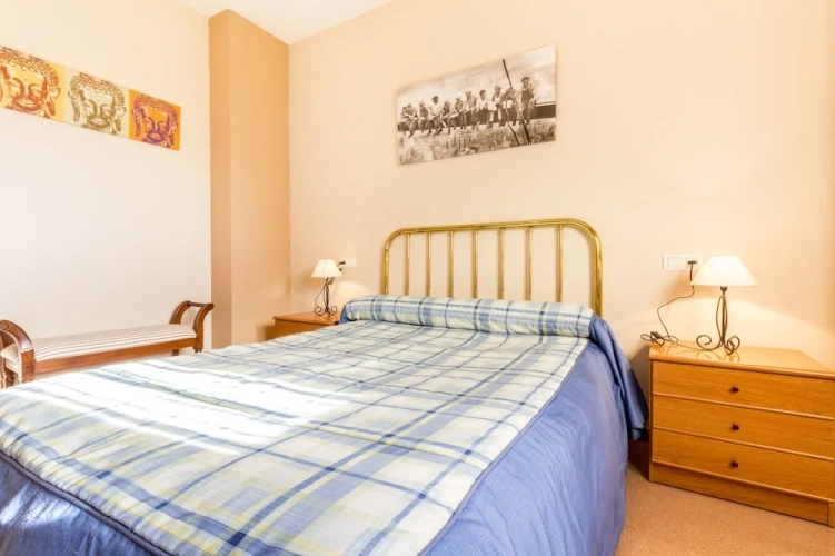 3 Bedrooms Cottage