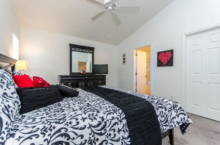 Amazing House! Highlands Reserve - 633TC