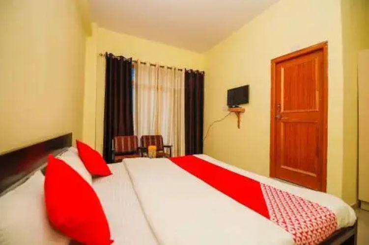 Hotel Cedar View By OYO Rooms