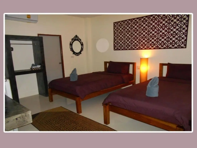 Standard Twin room