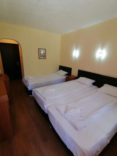 Economy Triple room