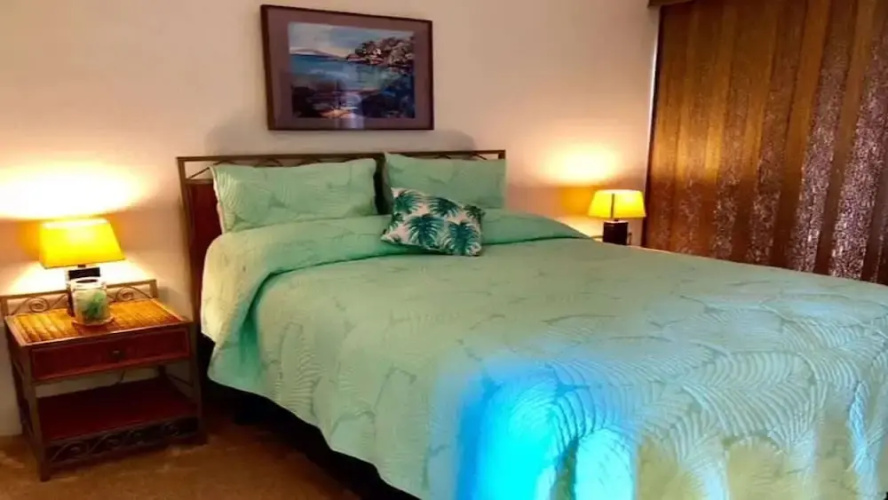 Oceanfront Whale Watching Sunsets Island Views on Big Lanai