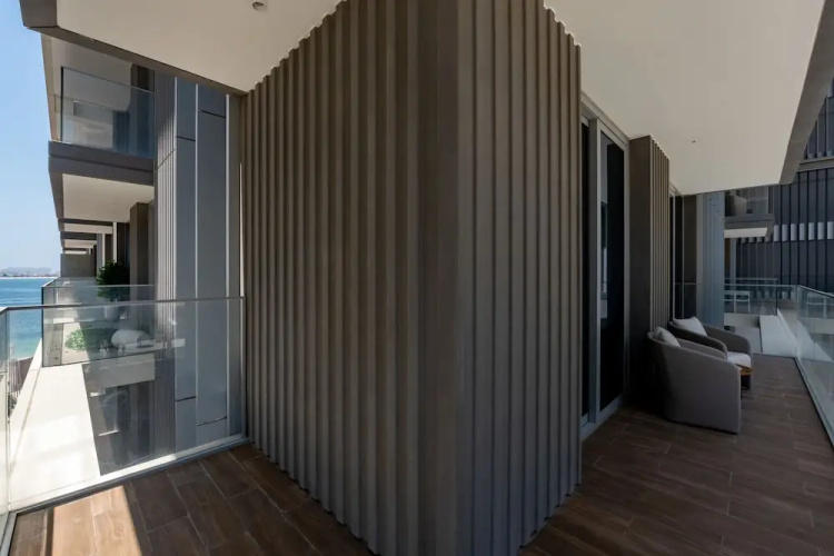 Chic 1BR in Emaar Beachfront