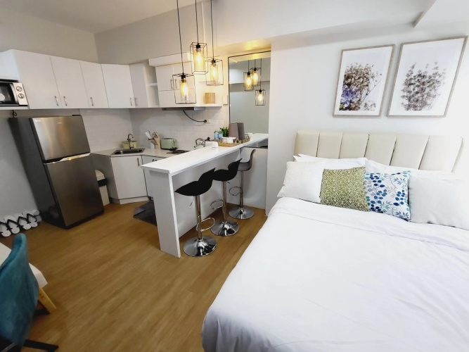 Steff's Condo 815 at CENTRIO Tower Deluxe Unit