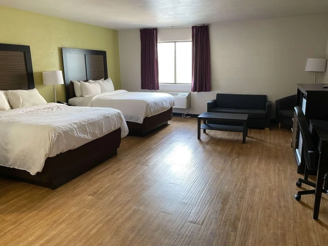 Deluxe Double Suite