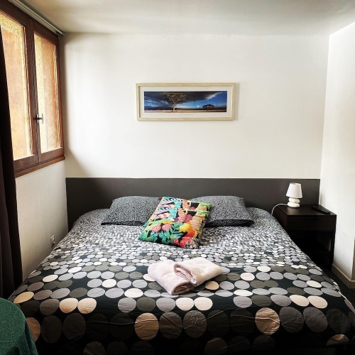 1 Bedroom Standard Double room with mountain view