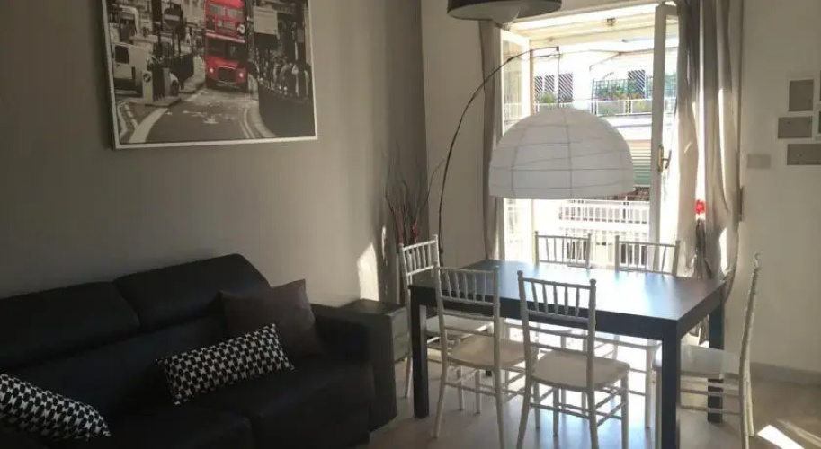 Apartment Led - Enzo's Place
