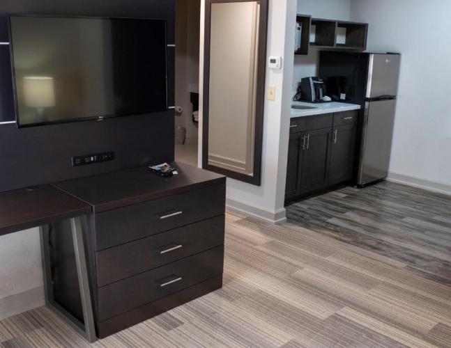 1 Bedroom Double Suite