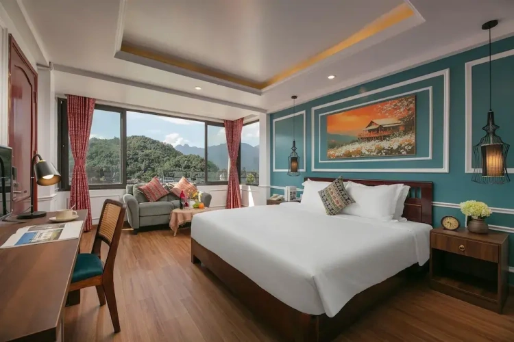Standard Double room with mountain view