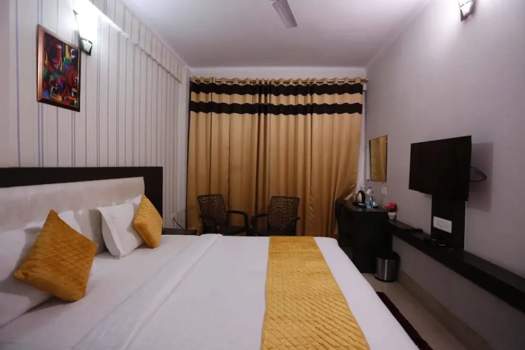 Royal room