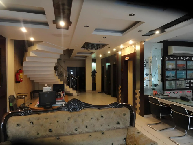 Fabhotel Shivdev International
