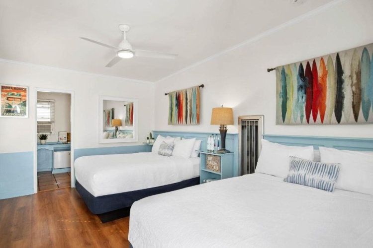 Deluxe Quadruple room