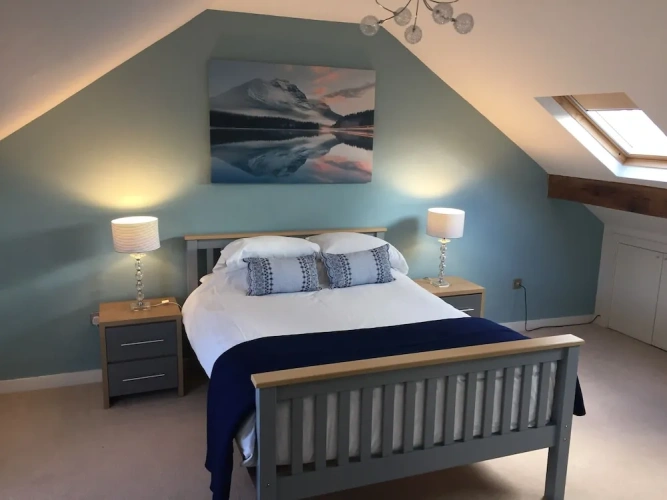 2 Bedrooms Cottage
