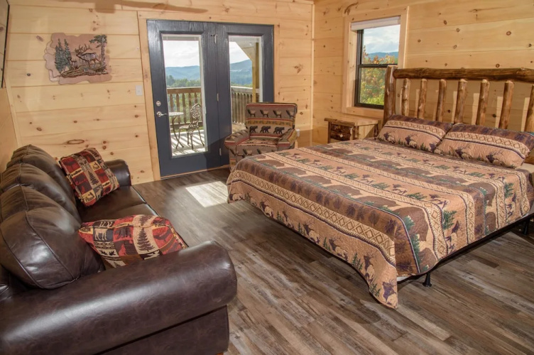 Mission Accomplished - 4 Br Cabin