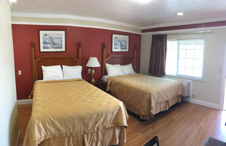Wagon Wheel Motel