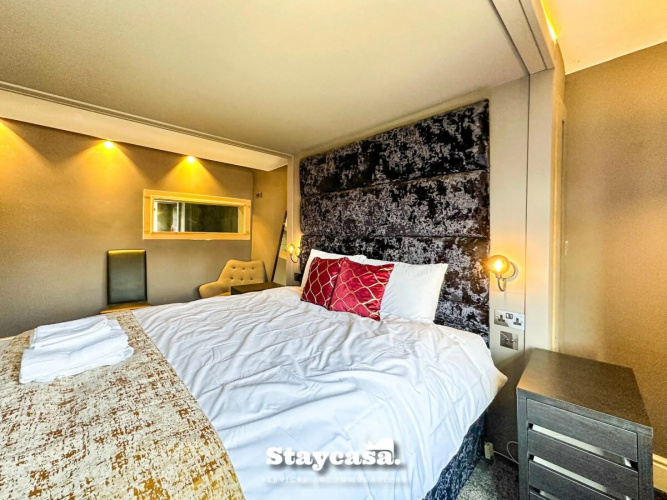 Beautiful Detached Villa - Jacuzzi Bath - Parking