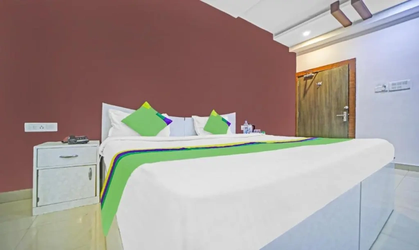 Premium room