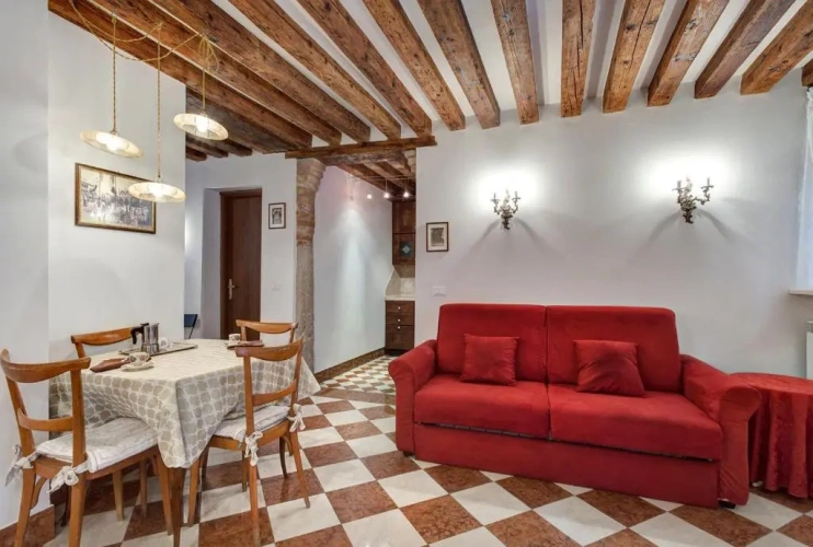 1 Bedroom Apartment