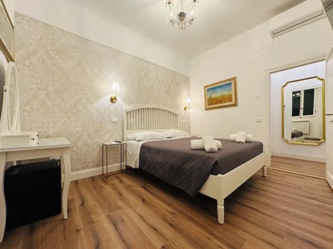 Deluxe Double room with balcony and with garden view
