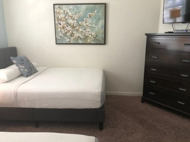 Pool Side Escape 3 Bedroom Condo